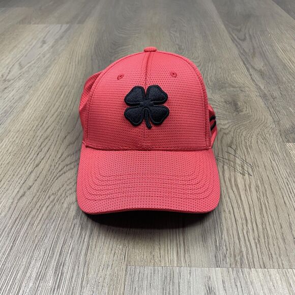 Black Clover Hat Cap Fitted Mens Small Red Memory Fit Live Lucky Golf Athletic - Picture 1 of 9